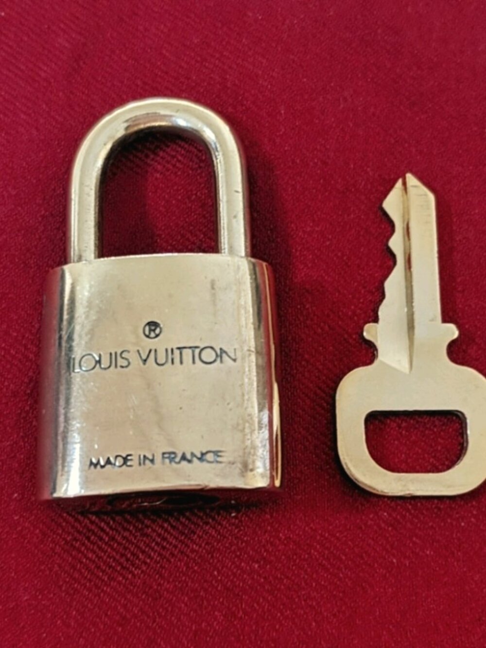 Louis Vuitton padlock and key vintage #307 - Picture 3 of 5